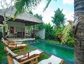Family Pool Villa