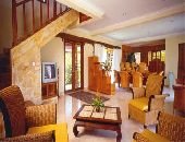 The living & dinning room